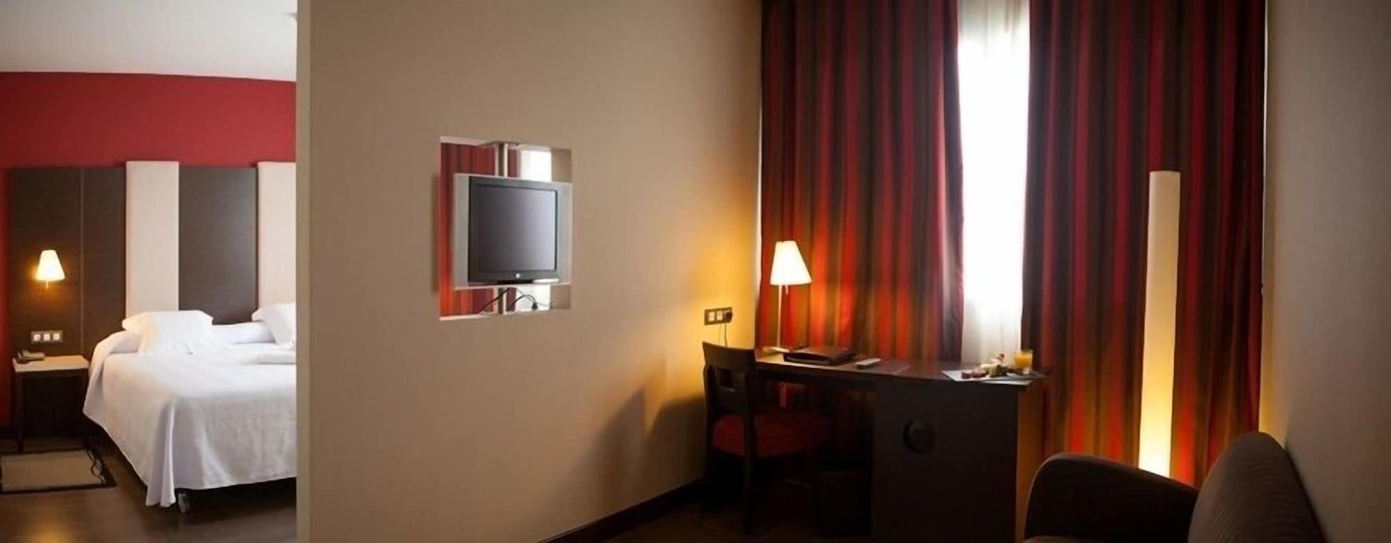 Azz Pamplona Norte Hotel Berriozar المظهر الخارجي الصورة