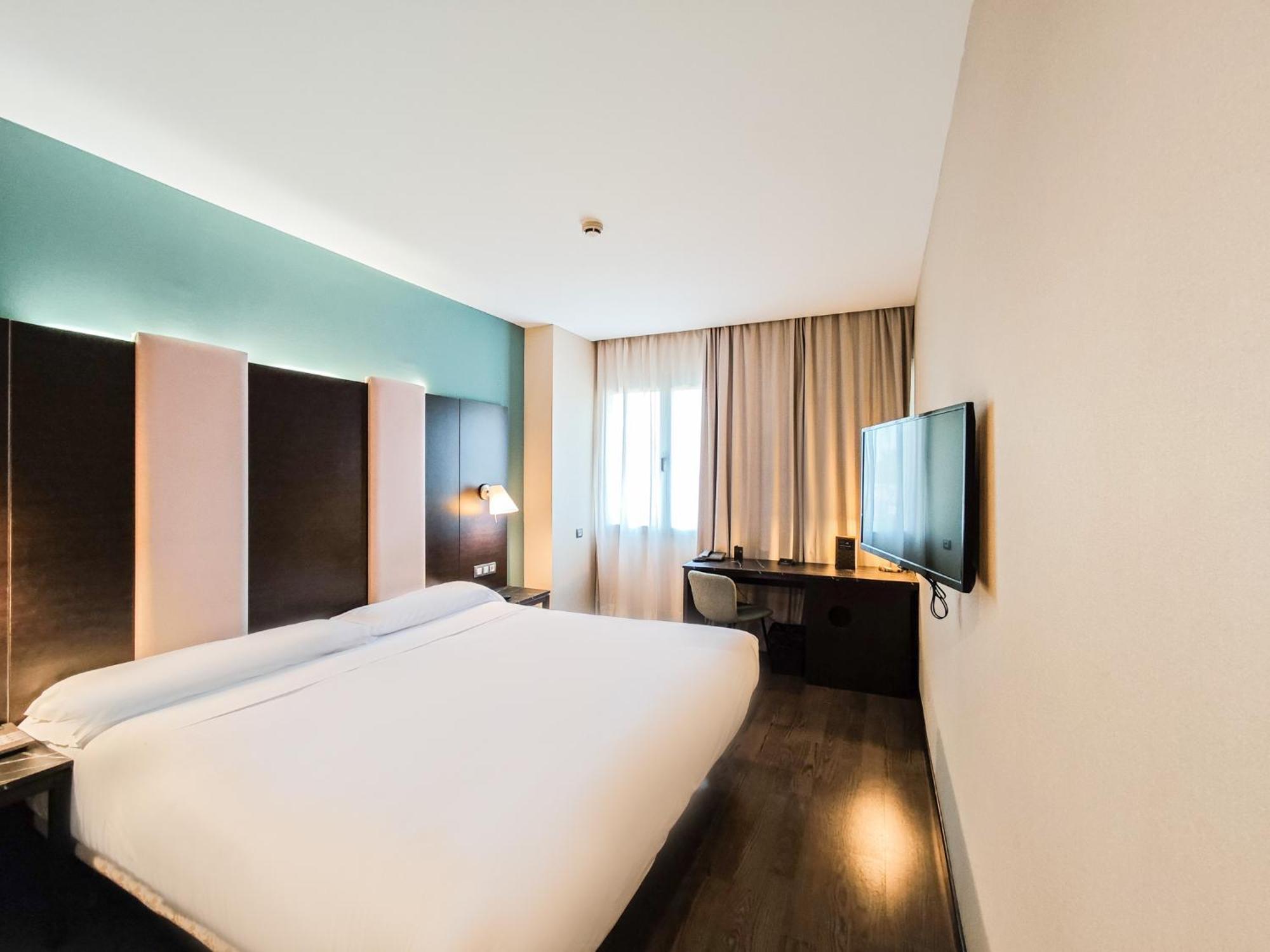 Azz Pamplona Norte Hotel Berriozar المظهر الخارجي الصورة
